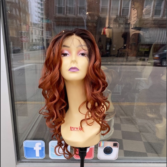 Freeparting Swisslace Lacefront wig